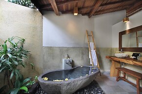 Belvilla Serene Hideaway Resort Monkey Forest