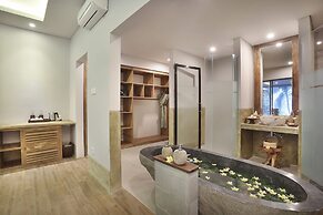Belvilla Serene Hideaway Resort Monkey Forest