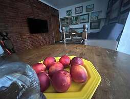 Eno 's house