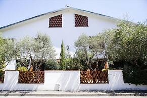 Eno 's house