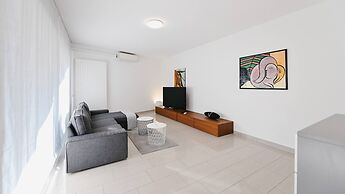 Central Plaza Apartment 3 in Lugano