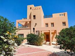 Luxury Half Villa Sea View