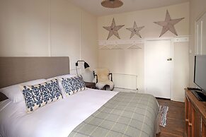 Black Lion Hotel