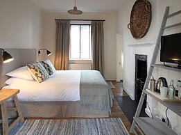 Black Lion Hotel