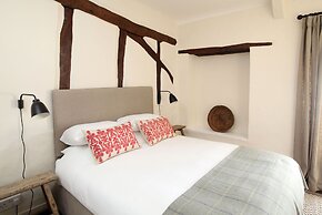 Black Lion Hotel