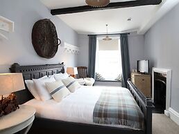 Black Lion Hotel