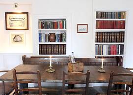 Black Lion Hotel