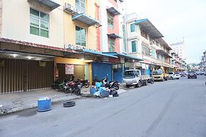 Hotel O Penginapan Pelangi