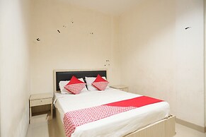 Hotel O Penginapan Pelangi