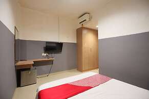 Hotel O Penginapan Pelangi