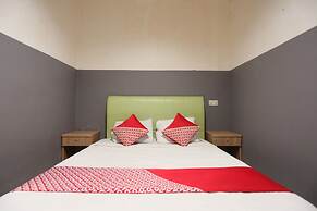Hotel O Penginapan Pelangi