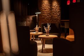 ADEA Lifestyle Suites
