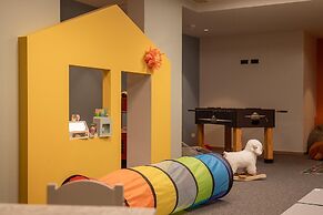 ADEA Lifestyle Suites