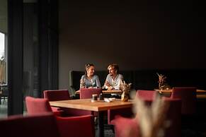 ADEA Lifestyle Suites