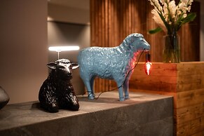 ADEA Lifestyle Suites