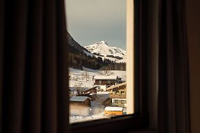 ADEA Lifestyle Suites