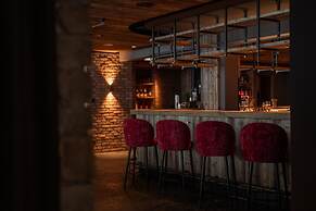 ADEA Lifestyle Suites