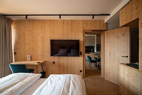 ADEA Lifestyle Suites