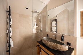 ADEA Lifestyle Suites