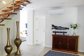 Dreamscape Villa