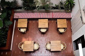 EMILIA HOTEL
