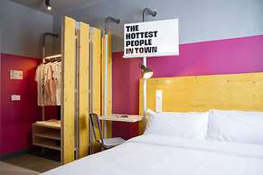 Room Valencia