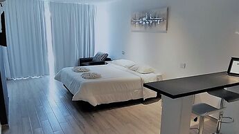 Domus Lake Resort