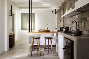 Manesis Suites