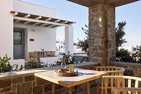 Manesis Suites