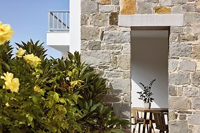 Manesis Suites