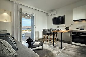 Manesis Suites