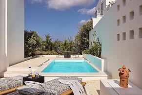 Manesis Suites