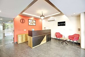 Saltstayz Select - Huda City Center