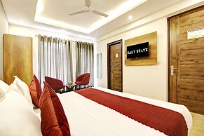 Saltstayz Select - Huda City Center
