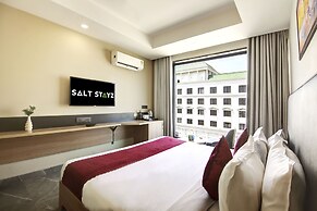 Saltstayz Premier – Cyber Hub