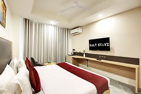 Saltstayz Premier – Cyber Hub