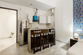 Lime Tree Hotel Golf Course Road Sec-43
