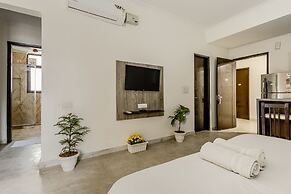 Lime Tree Hotel Golf Course Road Sec-43