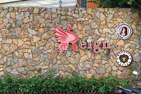 Reign Resort