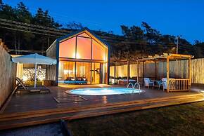 Lost Bungalow