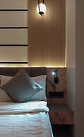 Hotel Prabhat
