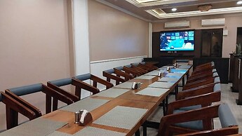 Hotel Prabhat