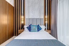 GLOBALSTAY. DAMAC Reva Residences