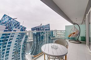 GLOBALSTAY. DAMAC Reva Residences