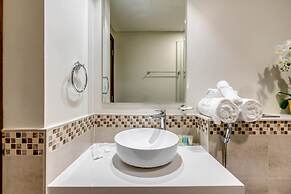 GLOBALSTAY. DAMAC Reva Residences