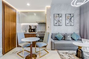 GLOBALSTAY. DAMAC Reva Residences