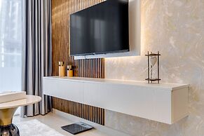 GLOBALSTAY. DAMAC Reva Residences