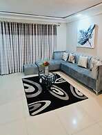 Emerald Suite Sleeps 6 With Free Parking