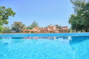 Resort Amalka Mare by Litto