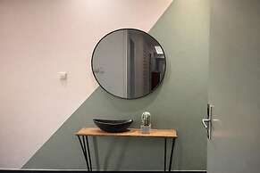 Elite Ermou Suites